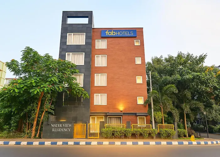 Fabhotel Prime The Water View Residency - Nr Bisarjan Ghat