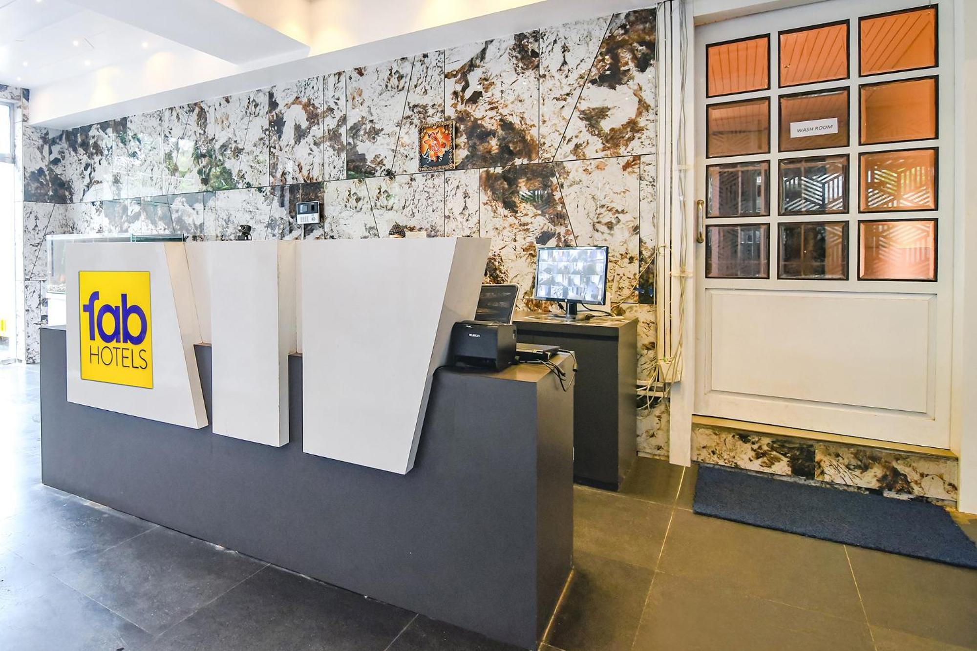 Fabhotel Prime The Water View Residency - Nr Bisarjan Ghat *