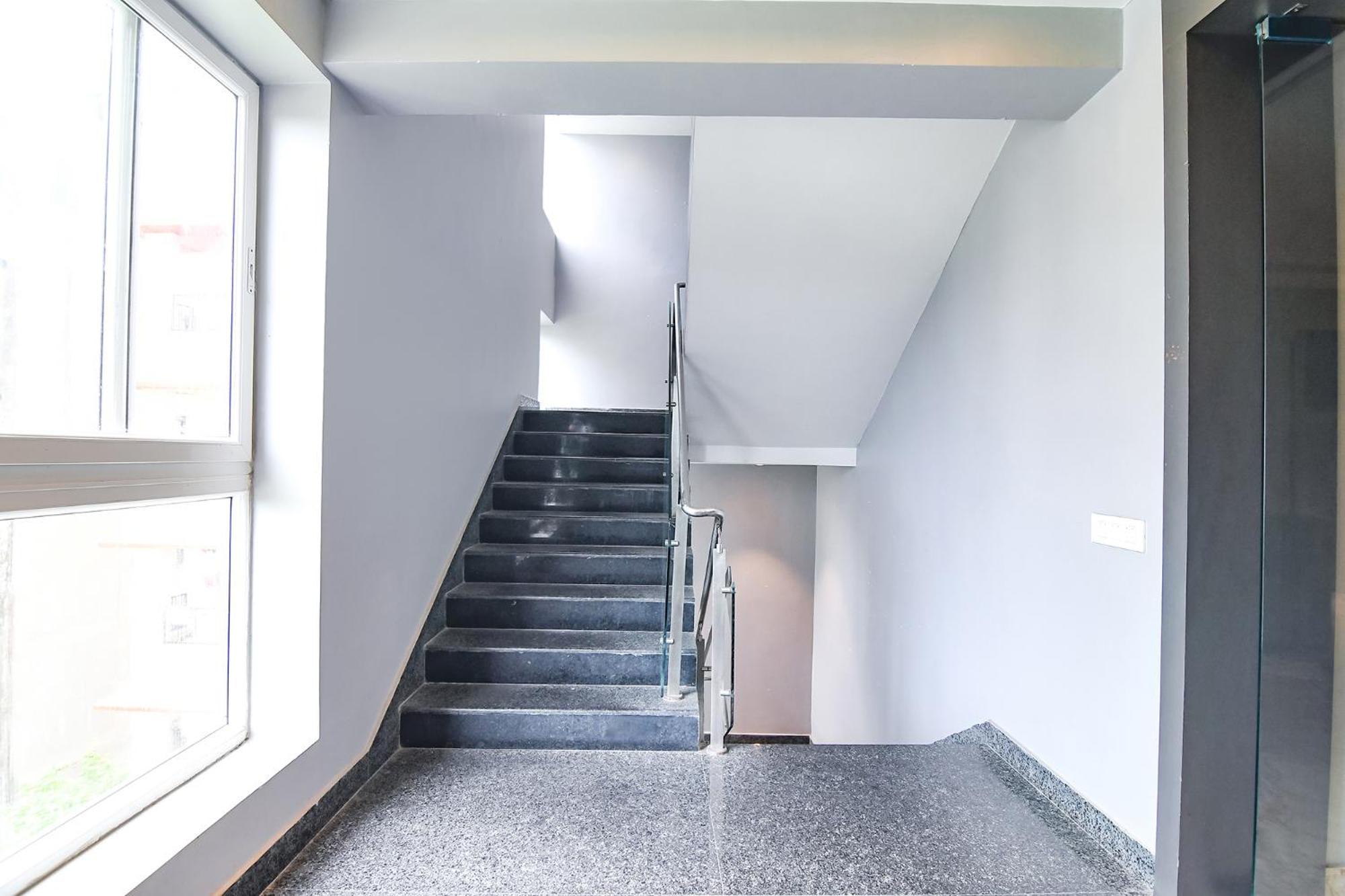 Fabhotel Prime The Water View Residency - Nr Bisarjan Ghat Kolkata